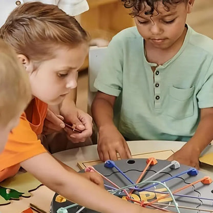 Desafío de Cuerdas de Colores para Lógica y Estrategia